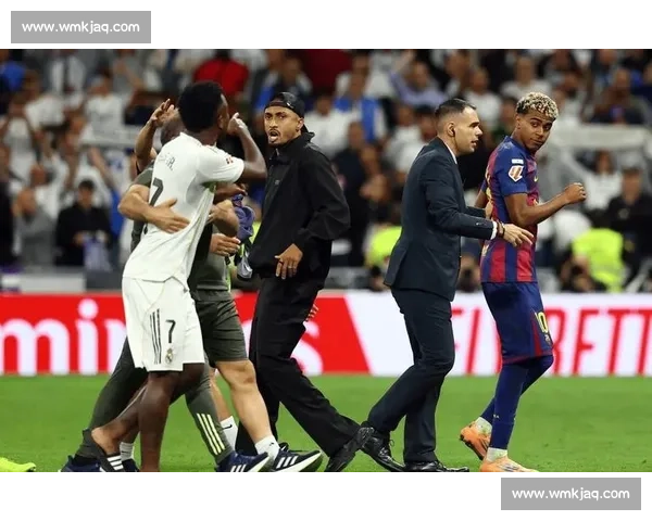 世纪对决再燃诺坎普巴萨皇马巅峰之战全景回顾激情瞬间与历史意义深度解析