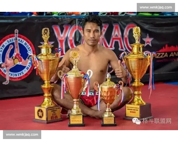 以图阿对决刘易斯比赛结果揭晓谁才是真正的胜者引发热议格斗迷关注